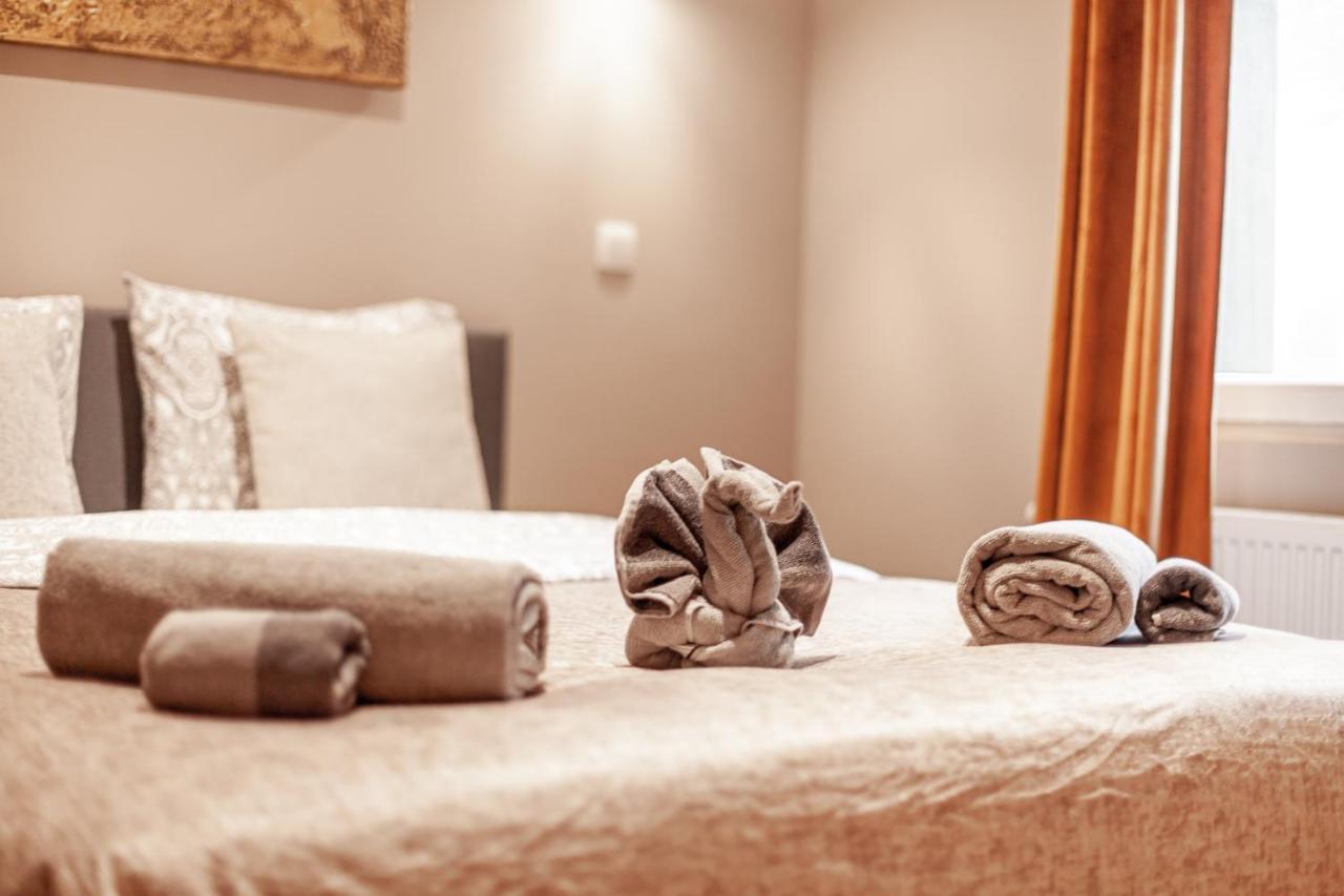 Luxury Suites Palace By Rikas Hotels Antwerpen Bagian luar foto