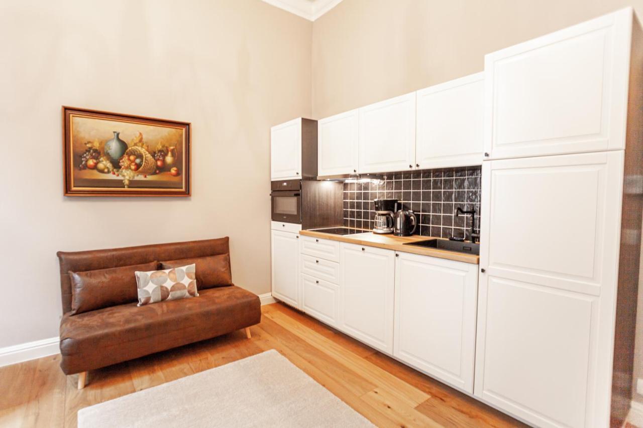 Luxury Suites Palace By Rikas Hotels Antwerpen Bagian luar foto